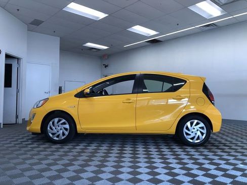 Used 2015 Toyota Prius C Two image 13