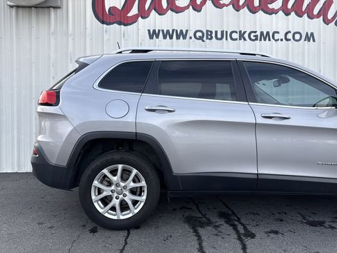 Used 2018 Jeep Cherokee Latitude image 26