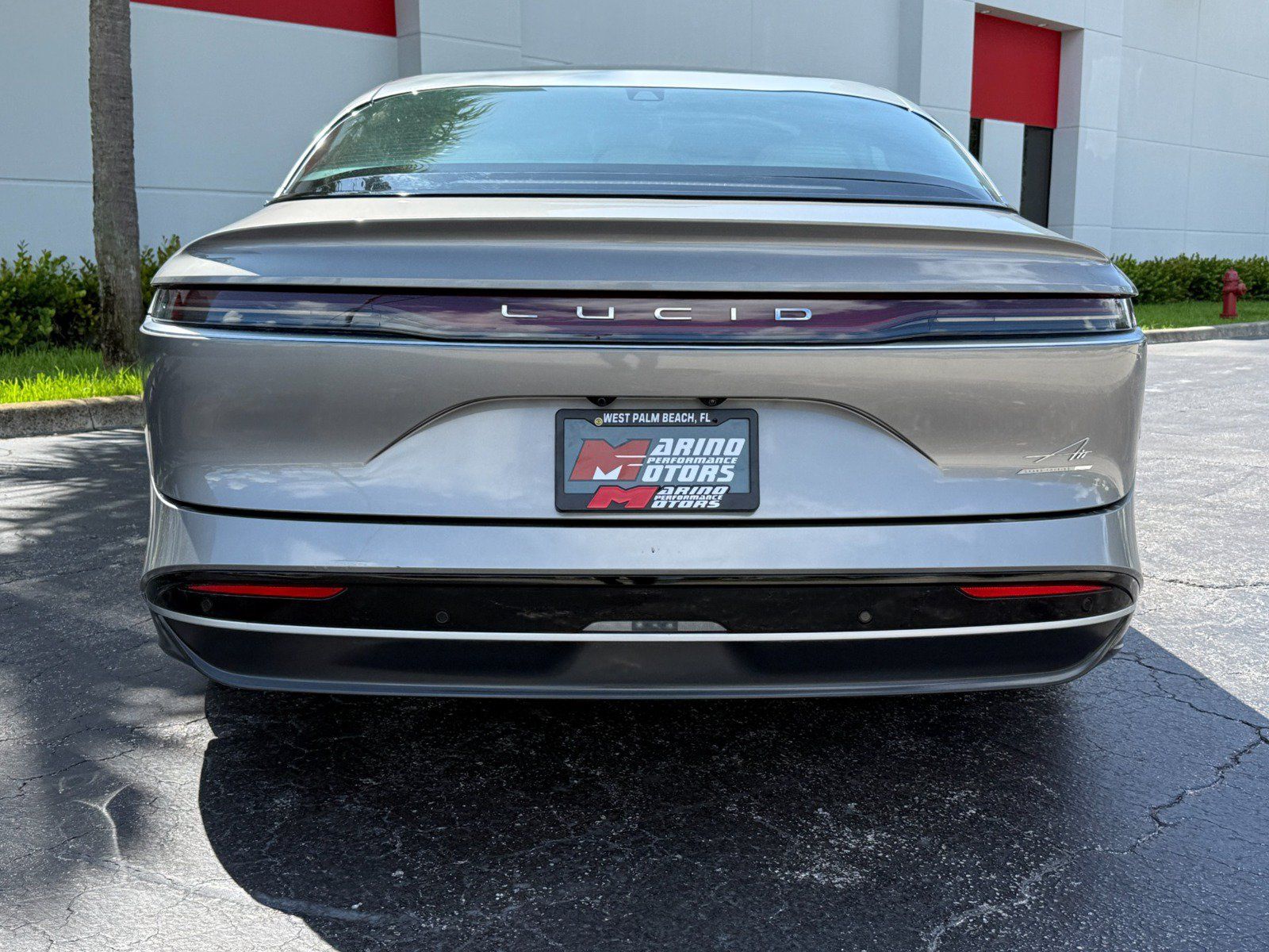Used 2022 Lucid Air Grand Touring AWD/4WD image 21
