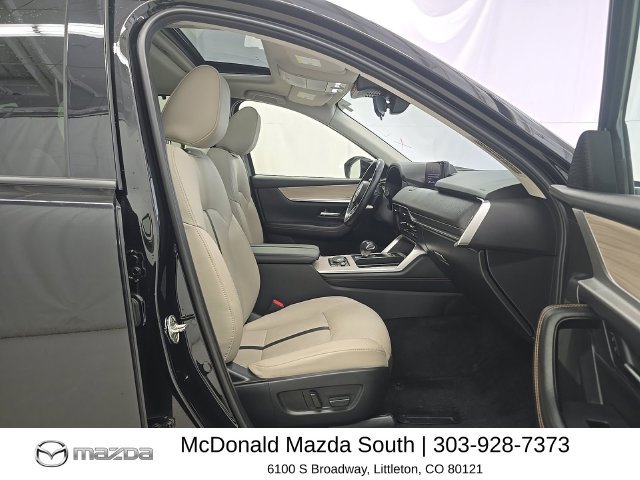 Used 2024 MAZDA CX-90 3.3 Turbo w/ Preferred Package AWD/4WD image 4