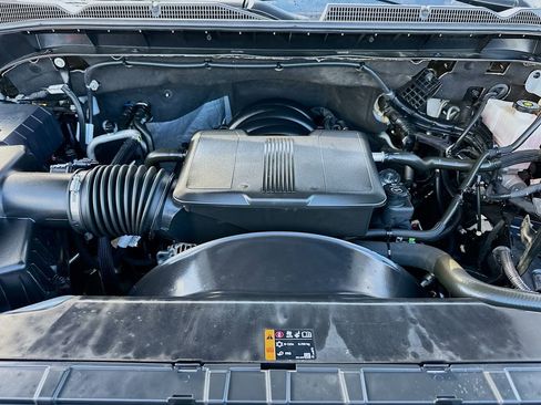 Used 2024 GMC Sierra 3500 Pro w/ Convenience Package image 28