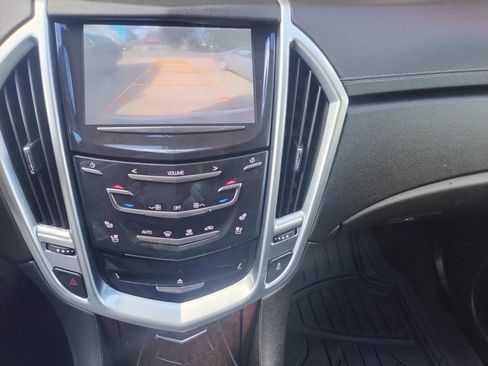Used 2015 Cadillac SRX Premium image 11