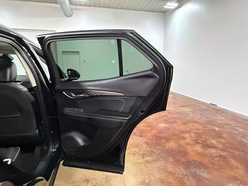 Used 2023 Buick Envision Avenir AWD/4WD image 63