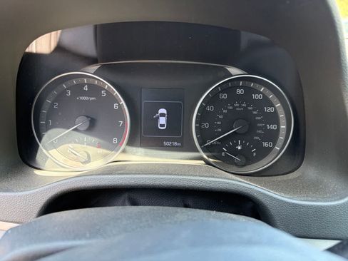 Used 2017 Hyundai Elantra SE w/ SE A/T Tech Package 03 FWD image 5