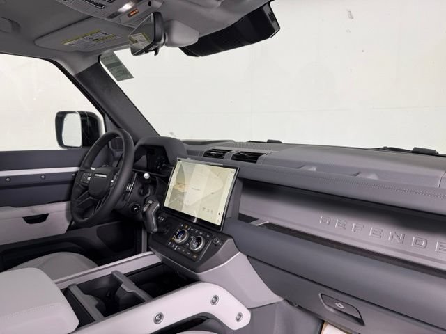 New 2026 Land Rover Defender 130 V8 AWD/4WD image 17