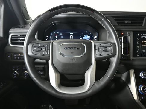 Used 2023 GMC Yukon Denali w/ Denali Reserve Package AWD/4WD image 36