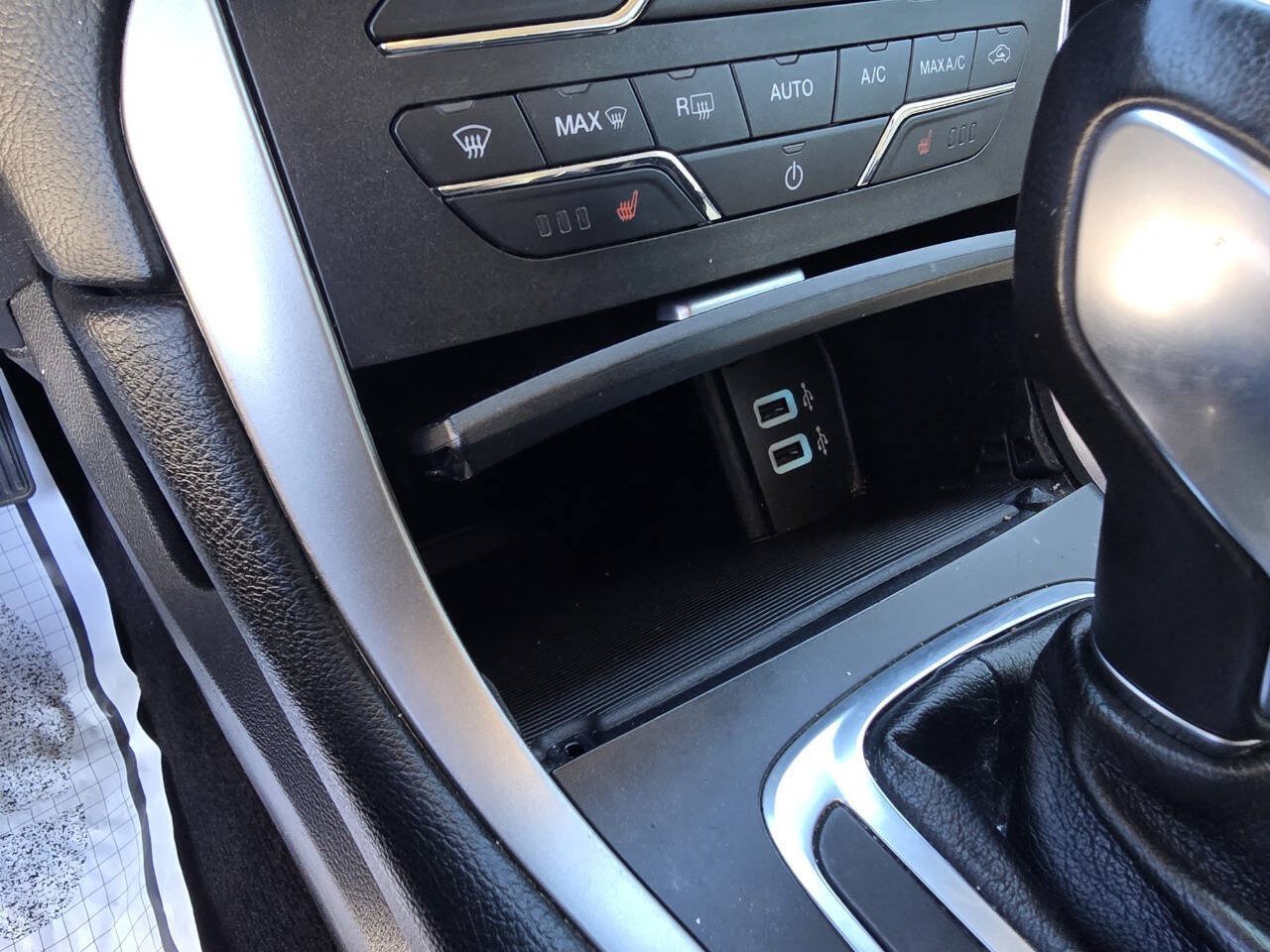Used 2016 Ford Edge SEL w/ Equipment Group 201A AWD/4WD image 44