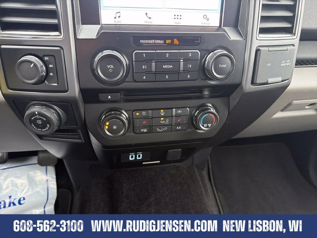 Used 2017 Ford F150 XLT w/ Equipment Group 302A Luxury AWD/4WD image 17
