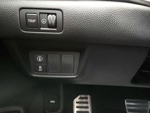 Used 2022 Honda Accord Sport image 32