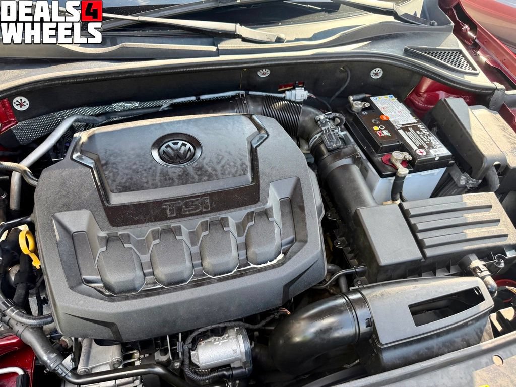 Used 2018 Volkswagen Passat 2.0T R-Line FWD image 5