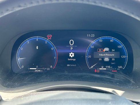 Used 2024 Toyota Highlander Platinum FWD image 40