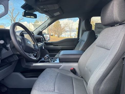 New 2025 Ford F150 Lightning XLT image 6
