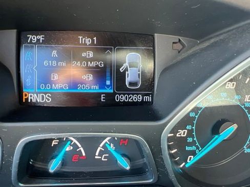 Used 2015 Ford Escape SE w/ SE Chrome Package FWD image 12