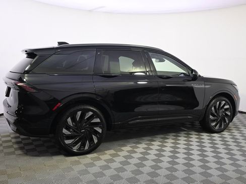 New 2026 Lincoln Nautilus Reserve w/ Jet Appearance Package image 7