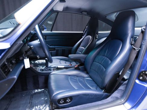 Used 1996 Porsche 911 image 39