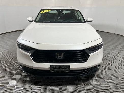 Used 2023 Honda Accord Touring image 3