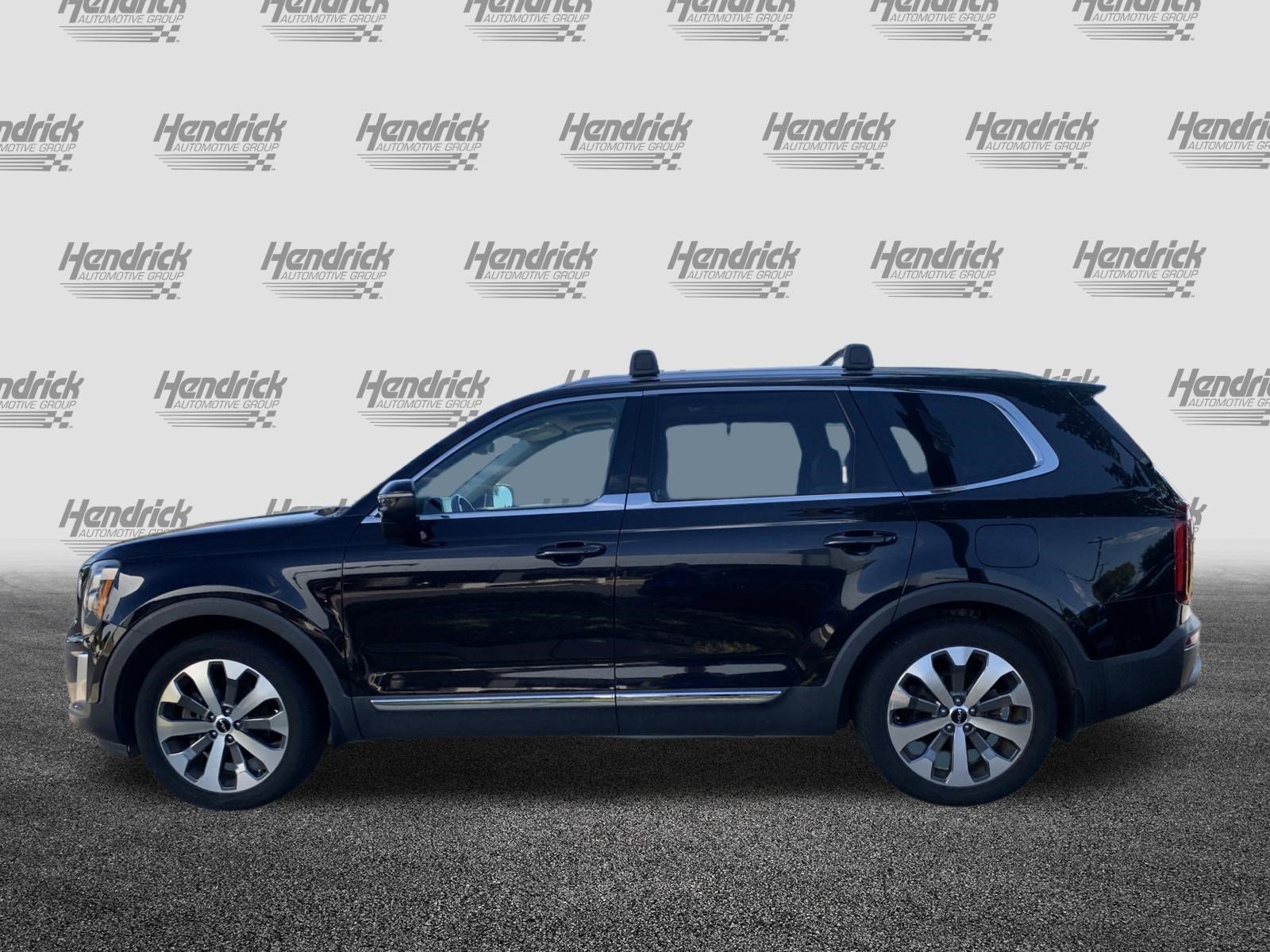 Used 2022 Kia Telluride EX w/ EX Premium Package FWD image 7