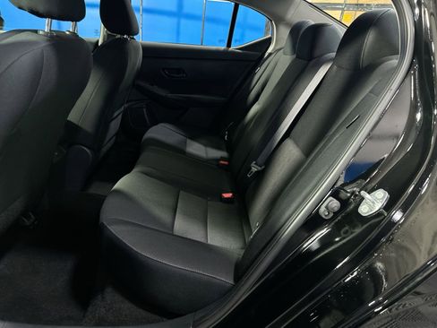 Used 2024 Nissan Sentra SV image 31