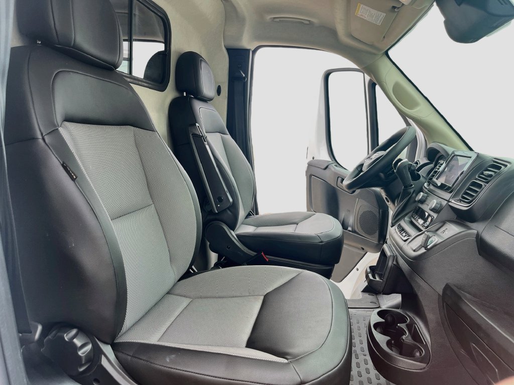 Used 2024 RAM ProMaster 2500 w/ Convenience Group FWD image 25