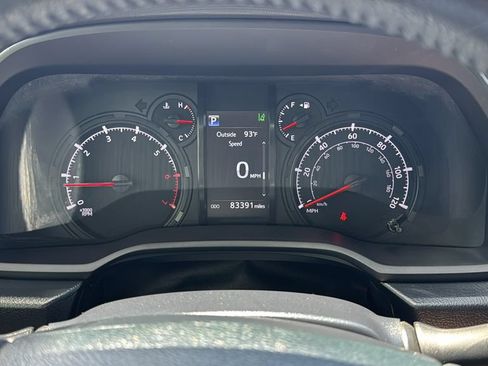 Used 2021 Toyota 4Runner SR5 Premium AWD/4WD image 29