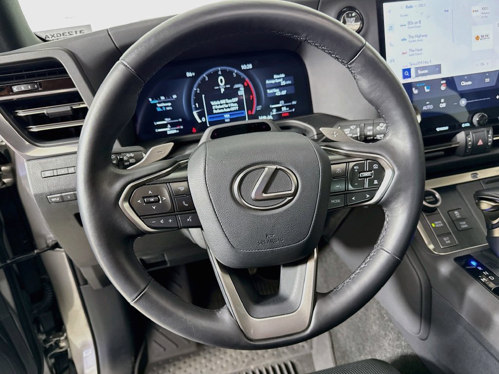 Certified 2024 Lexus GX 550 w/ Accessory Package (Z1) AWD/4WD image 11