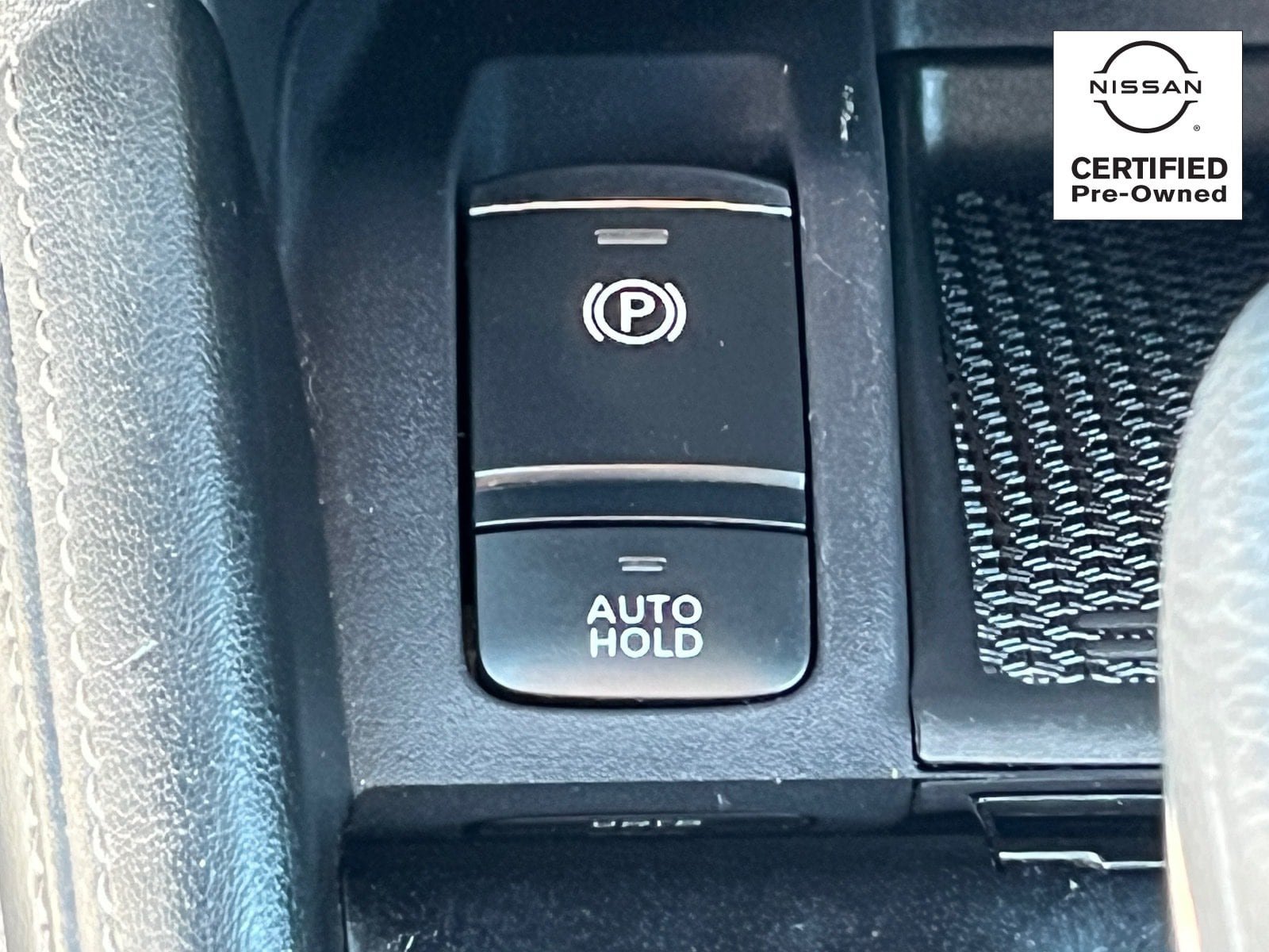 Certified 2024 Nissan Kicks SV FWD image 28