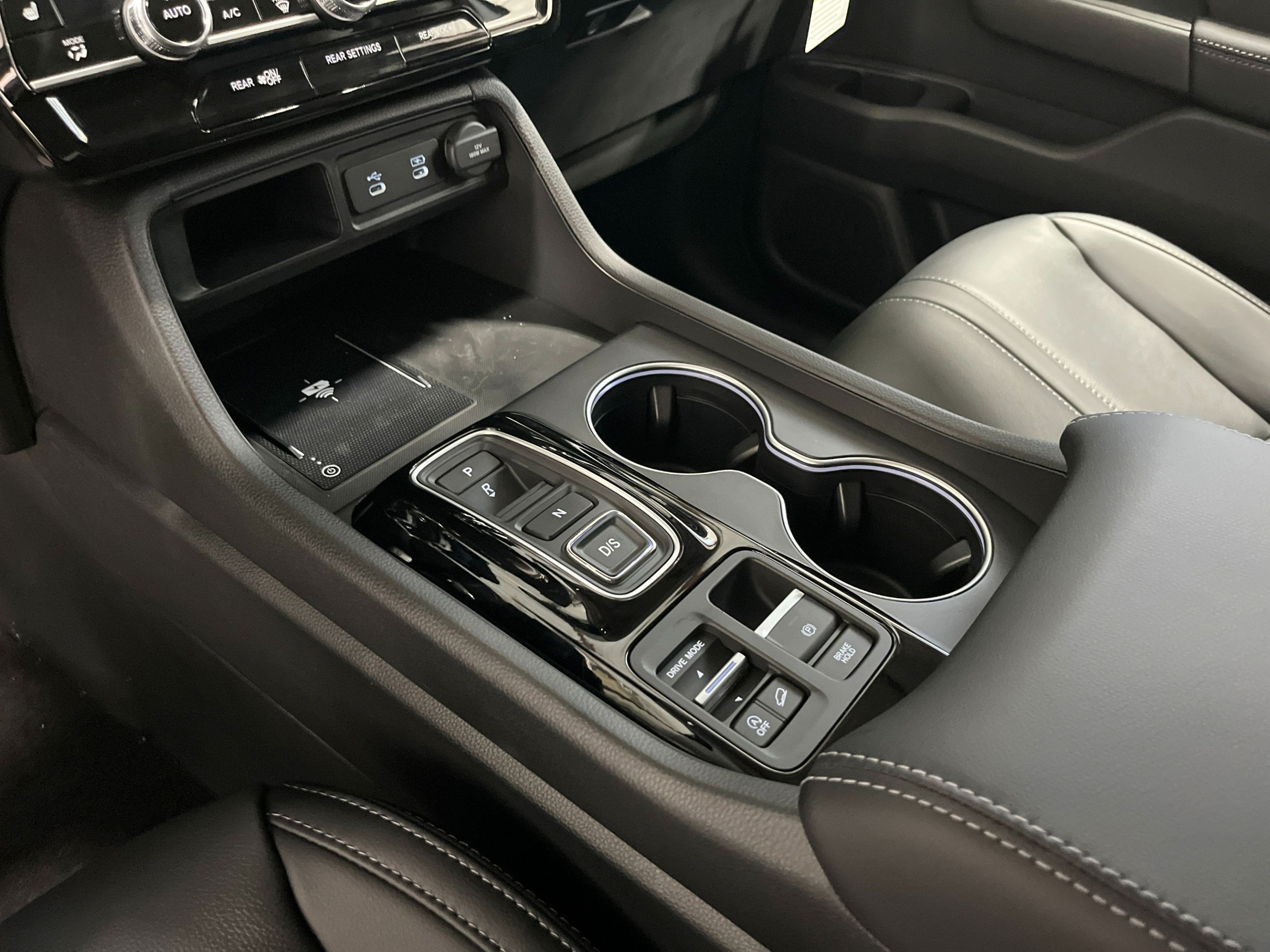 New 2026 Honda Pilot Touring image 18