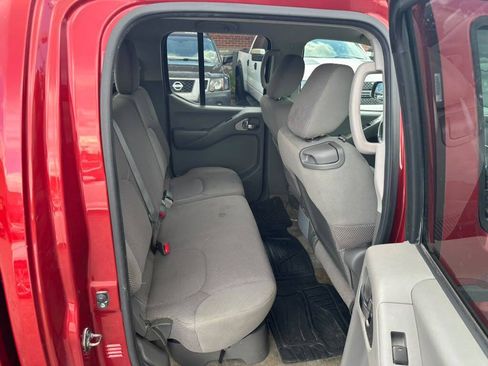 Used 2014 Nissan Frontier SV AWD/4WD image 20