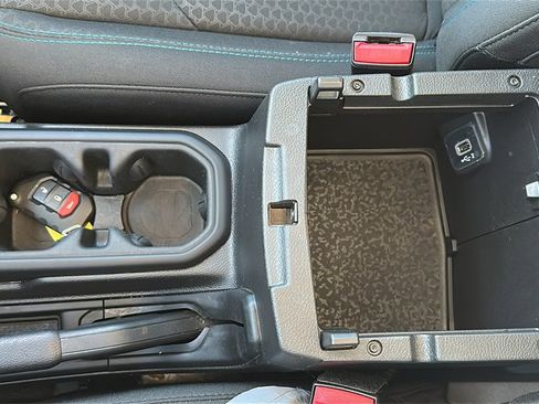 Used 2025 Jeep Wrangler Unlimited Rubicon 4xe image 25