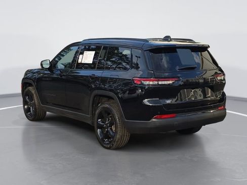 Used 2025 Jeep Grand Cherokee L Limited w/ Black Appearance Package image 5