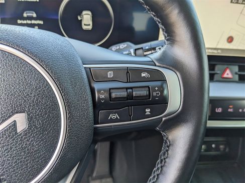 Certified 2023 Kia Sportage SX image 33