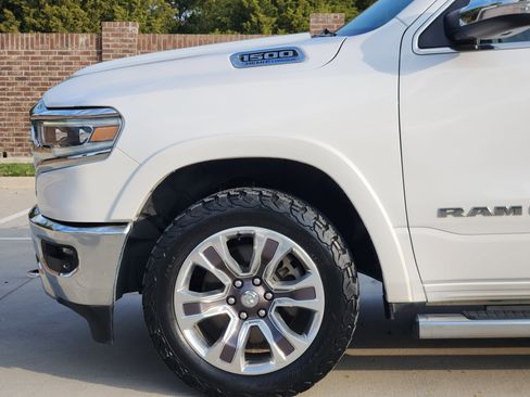 Used 2021 RAM 1500 Limited w/ Bed Utility Group image 10