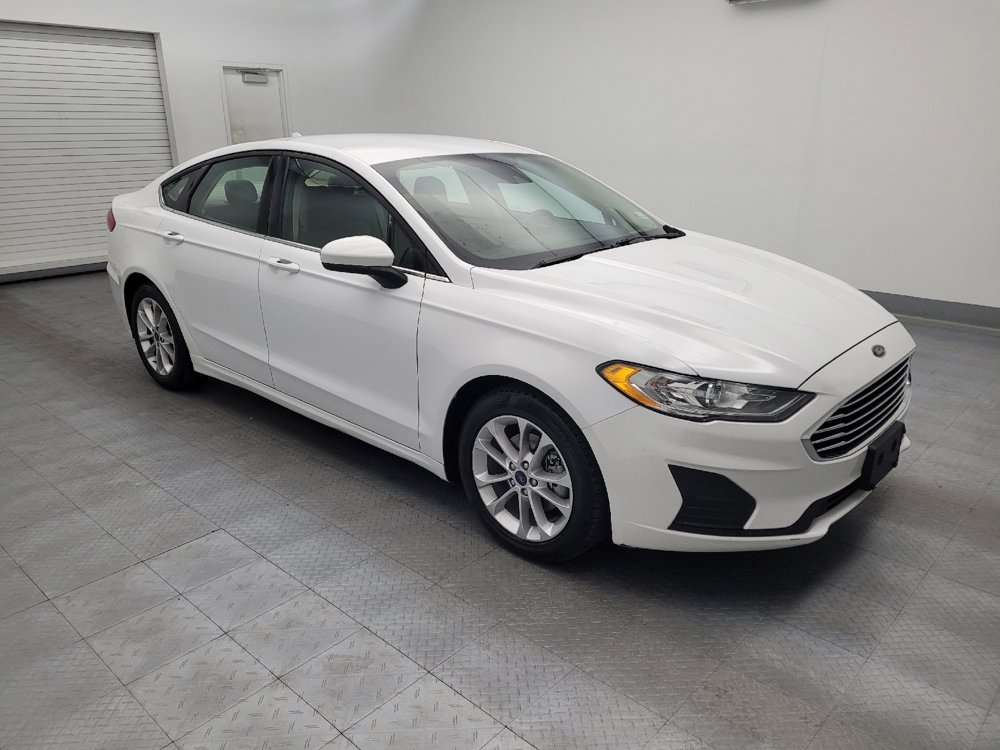 Used 2020 Ford Fusion SE FWD image 11