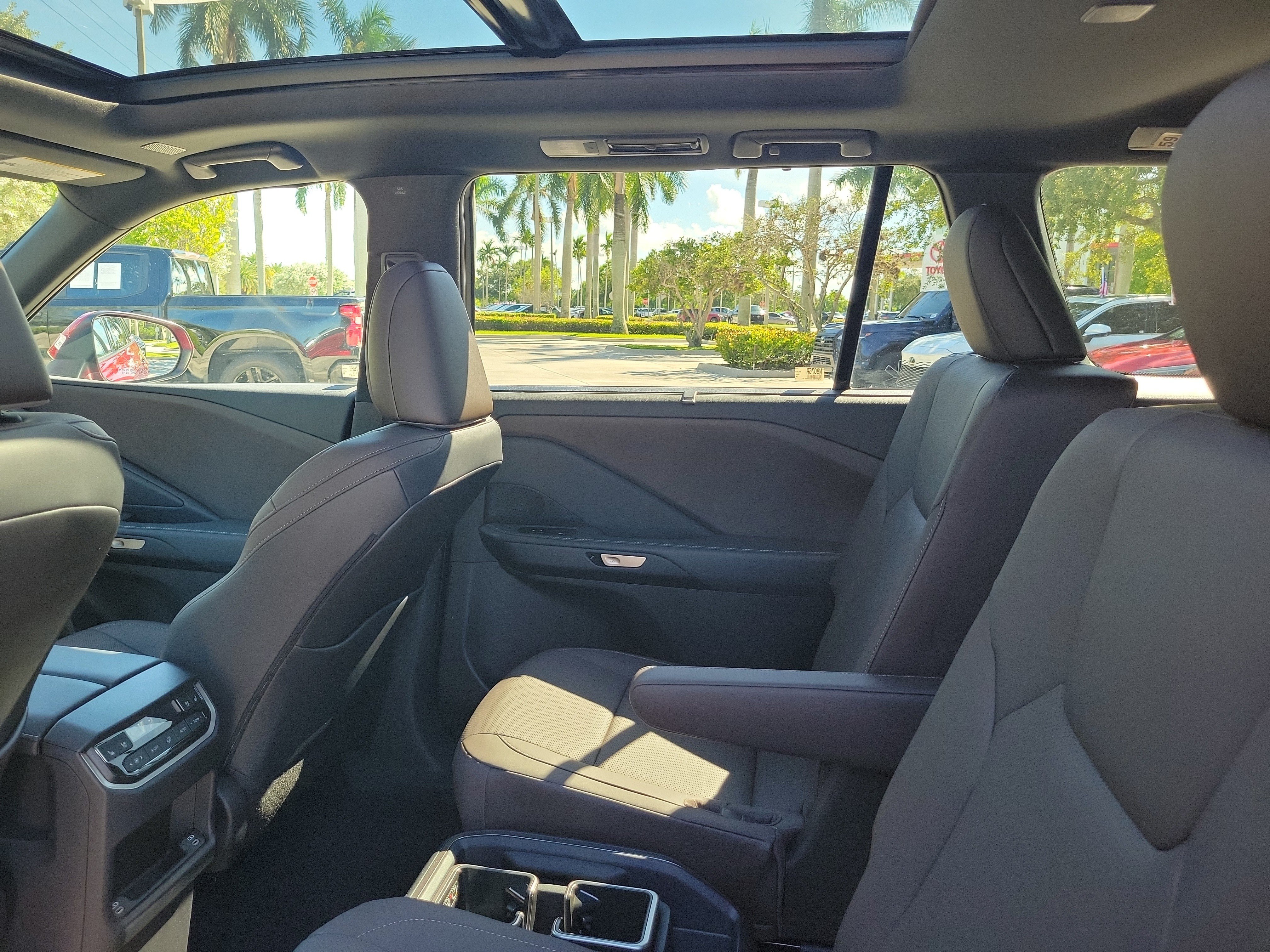 Used 2026 Lexus TX 350 AWD w/ Technology Package image 17