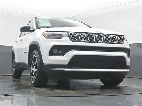 Used 2024 Jeep Compass Limited image 53