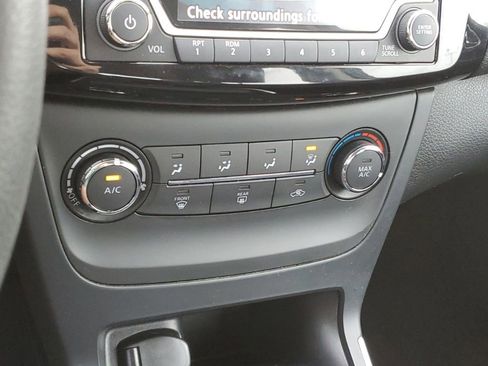 Used 2017 Nissan Sentra SV image 25