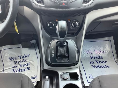 Used 2014 Ford Escape S FWD image 10