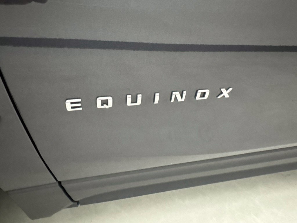 Used 2022 Chevrolet Equinox LS AWD/4WD image 13