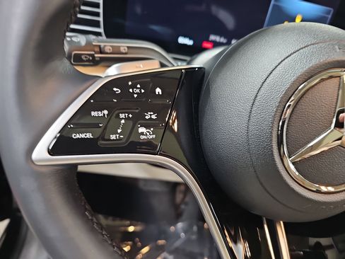 Certified 2026 Mercedes-Benz GLS 450 4MATIC image 20