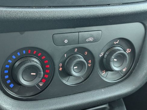 Used 2022 RAM ProMaster City Tradesman w/ Window Group 05 image 18