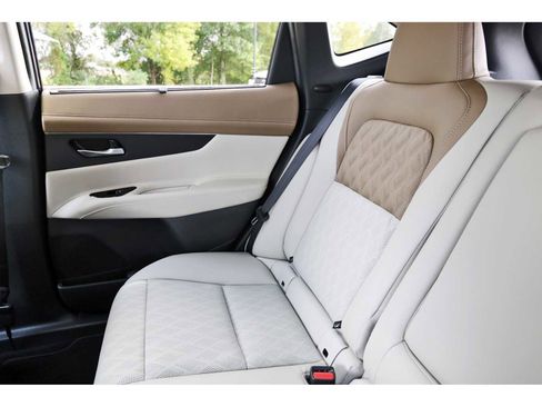 Used 2025 Nissan Murano Platinum w/ Cargo Package image 9