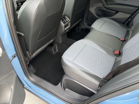 New 2026 Volkswagen Tiguan SE R-Line image 15