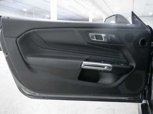 Used 2025 Ford Mustang GT Premium RWD image 29