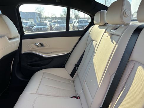 Used 2026 BMW 330i Sedan w/ Convenience Package image 33