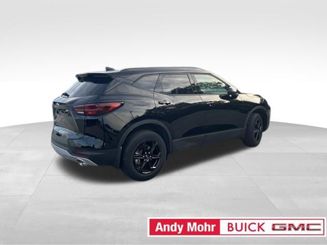 Used 2025 Chevrolet Blazer LT w/ Convenience Package FWD image 6