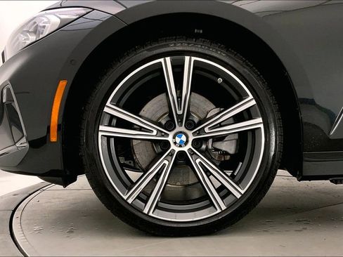 Certified 2024 BMW 330i xDrive Sedan w/ Premium Package AWD/4WD image 8