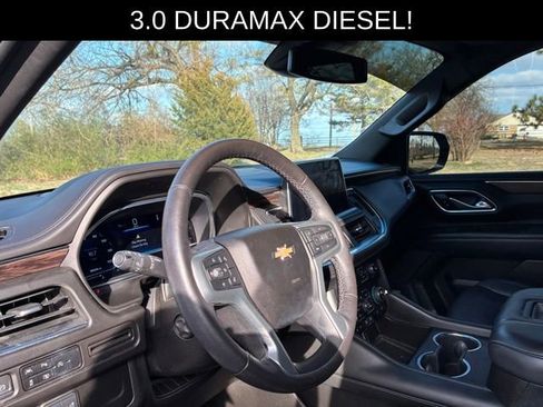 Used 2023 Chevrolet Tahoe LT w/ LT Signature Plus Package AWD/4WD image 15