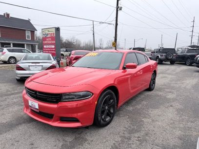 Used 2019 Dodge Charger SXT w/ Leather Interior Group