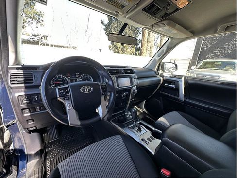 Used 2017 Toyota 4Runner SR5 w/ Convenience Package image 14