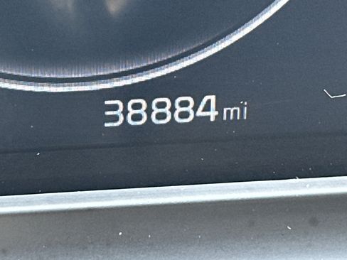 Used 2024 Kia Seltos EX FWD image 29